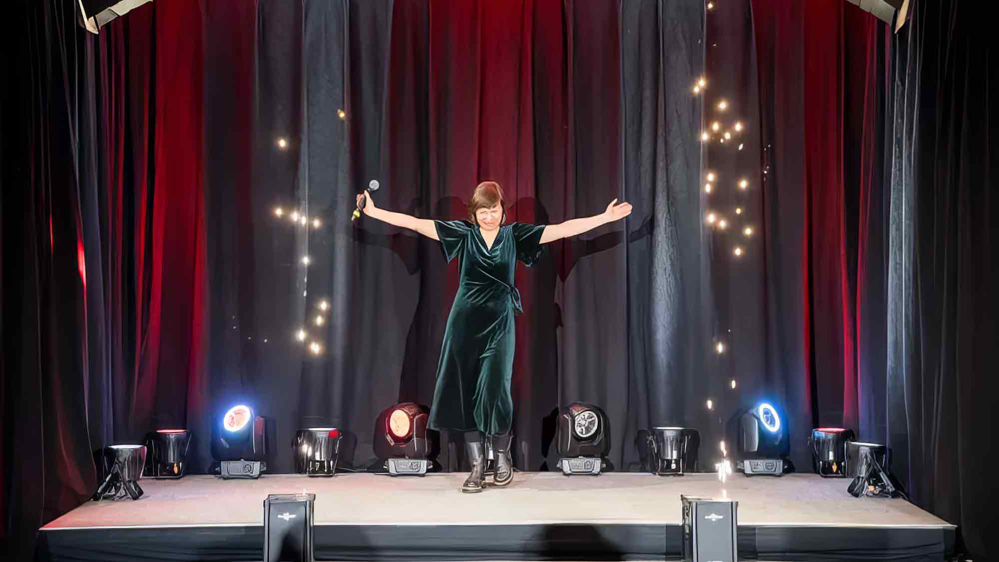 Ernährungsberaterin für Schwangere begeistert beim Internationalen Speaker Slam