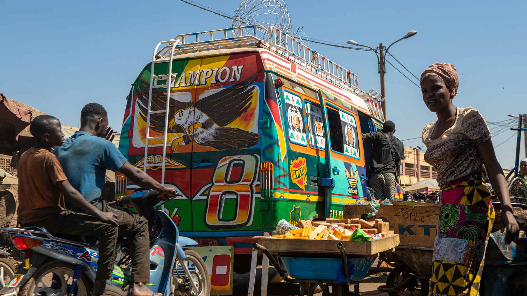 Museum Fünf Kontinente München: &raquo;Merci Maman. Straßenfotografie in Mali&laquo;, 16. Mai bis 16. November 2025