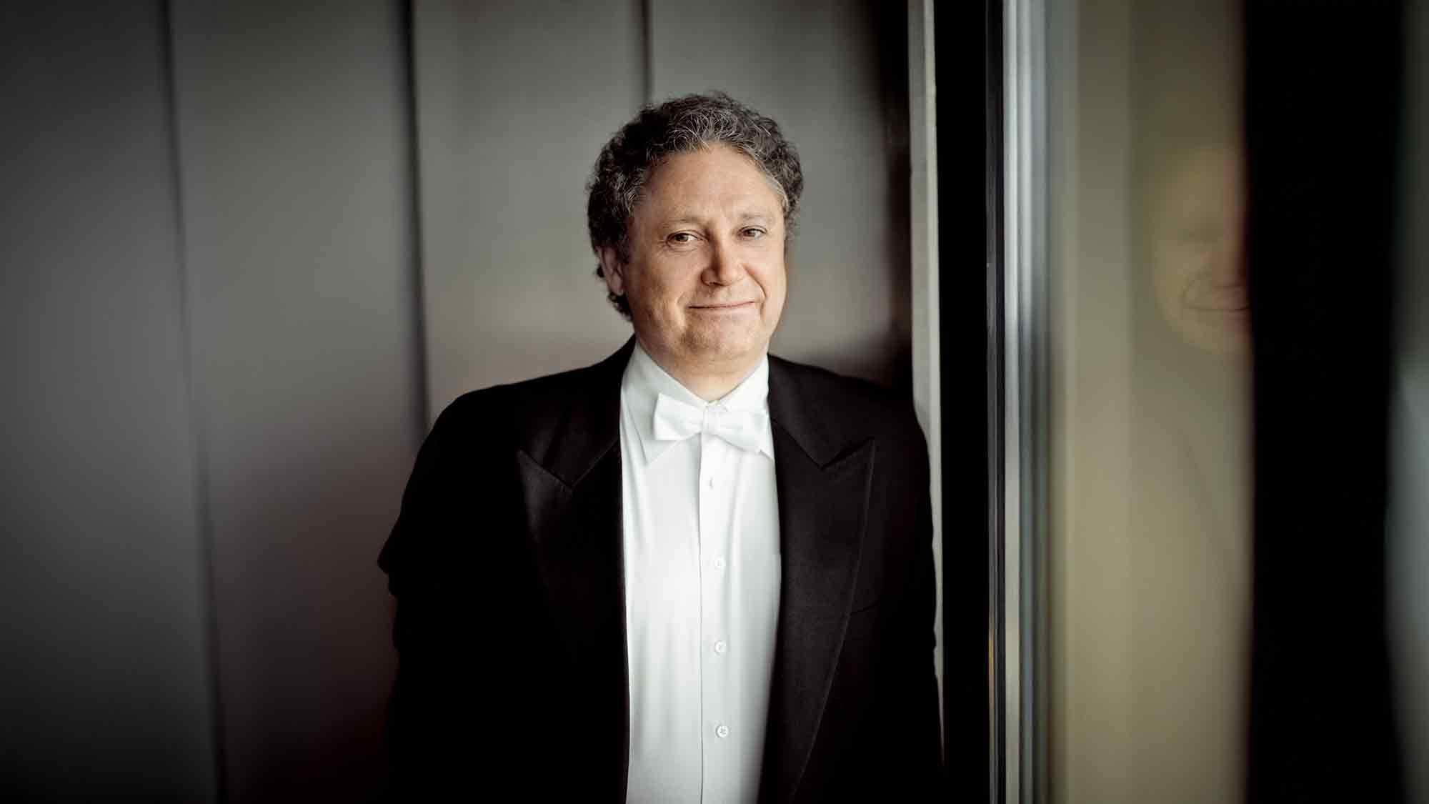 Haydn, Mozart und Beethoven mit den Essener Philharmonikern – Sinfoniekonzert IX am 10. und 11. April 2025, 19.30 Uhr