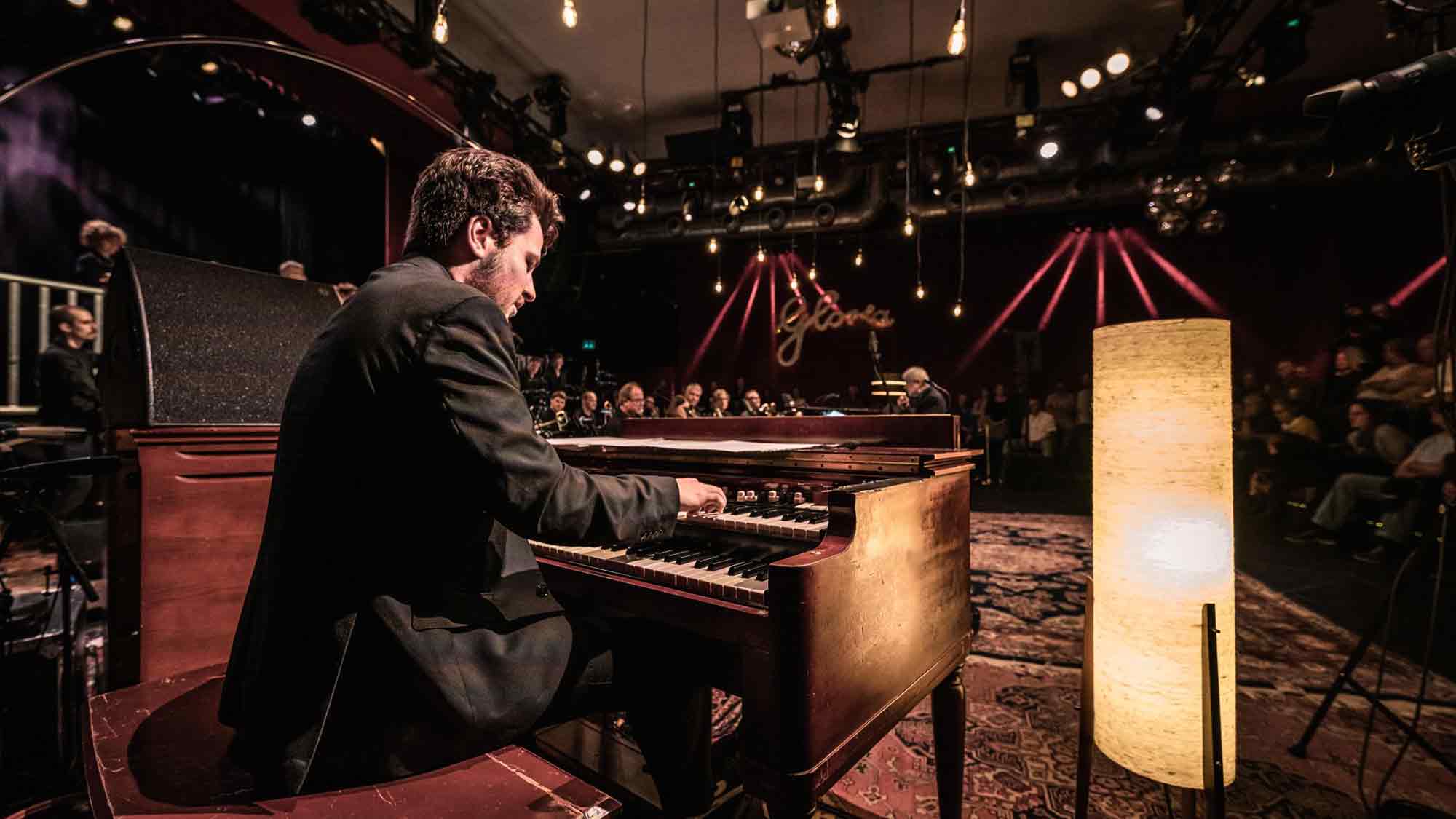 WDR Jazzpreisträger im LWL Museum für Kunst und Kultur – Pianist Simon Oslender mit WDR Big Band im Live Konzert, 22. Mai 2025