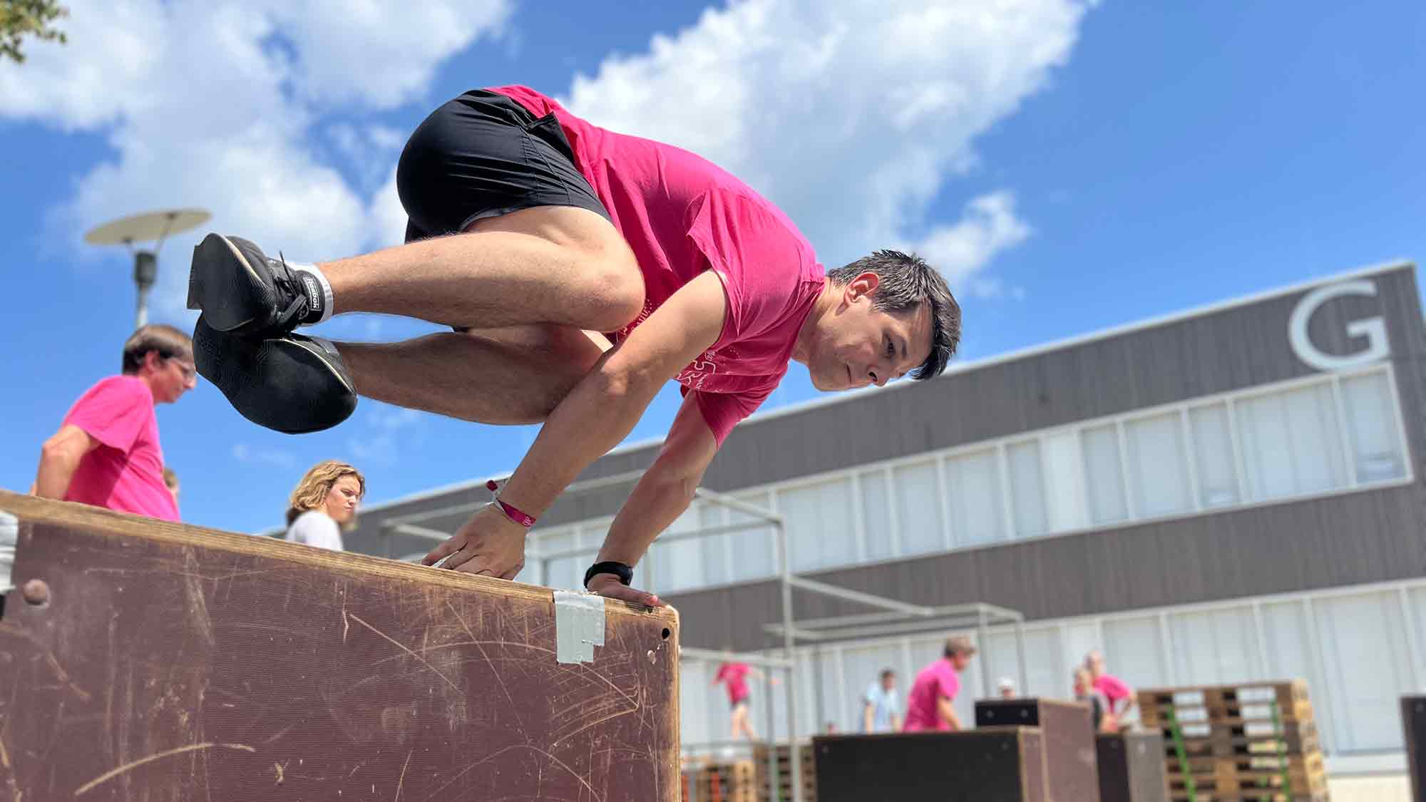 Bewegung ohne Grenzen – mehr als 150 Teilnehme4 beim 13. Internationalen Parkour Camp in Gütersloh Bewegung ohne Grenzen – mehr als 150 Teilnehme4 beim 13. Internationalen Parkour Camp in Gütersloh