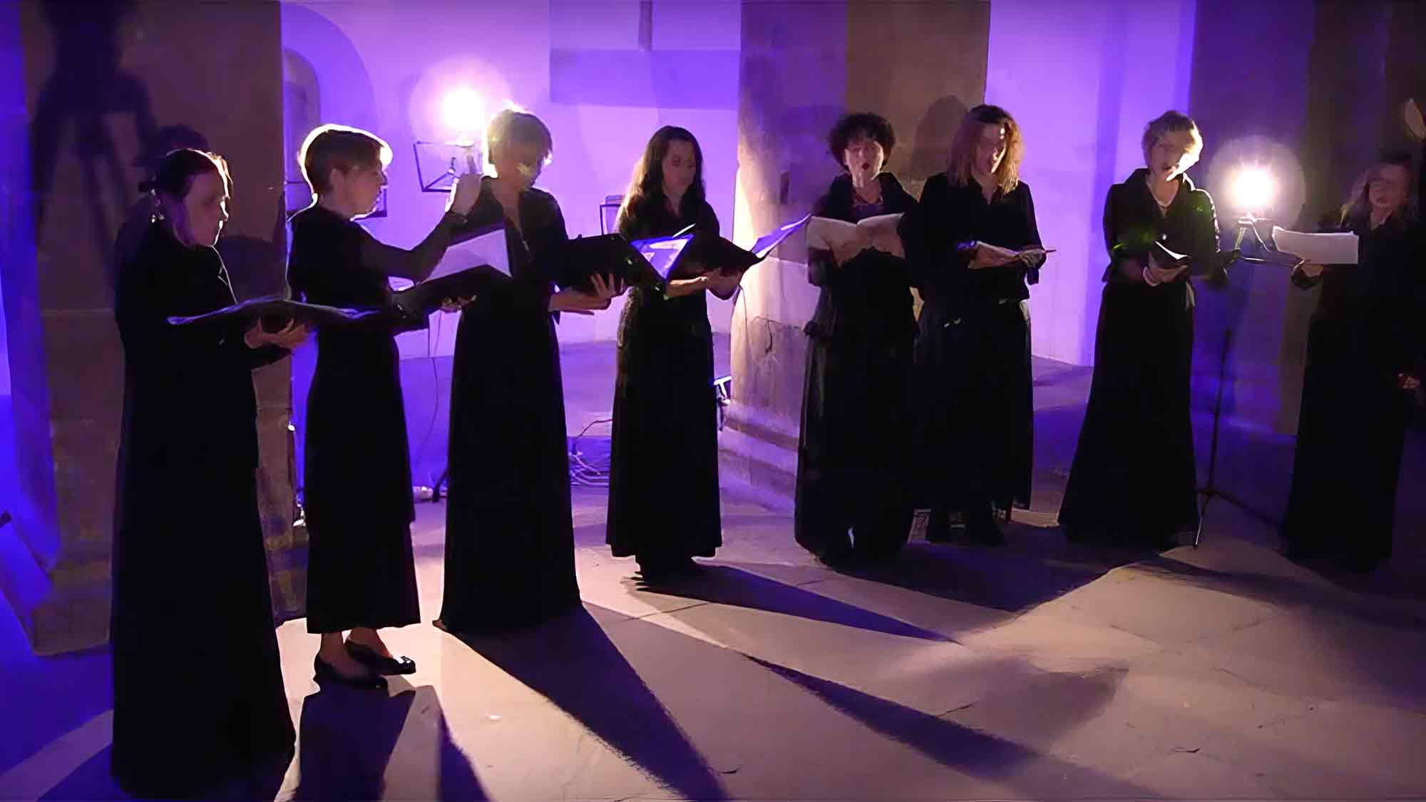 Evangelische Kirche Isselhorst: Frauenvokalensemble &raquo;Canta filia&laquo;, &raquo;Verbum et mysterium&laquo;, 26. Oktober 2025