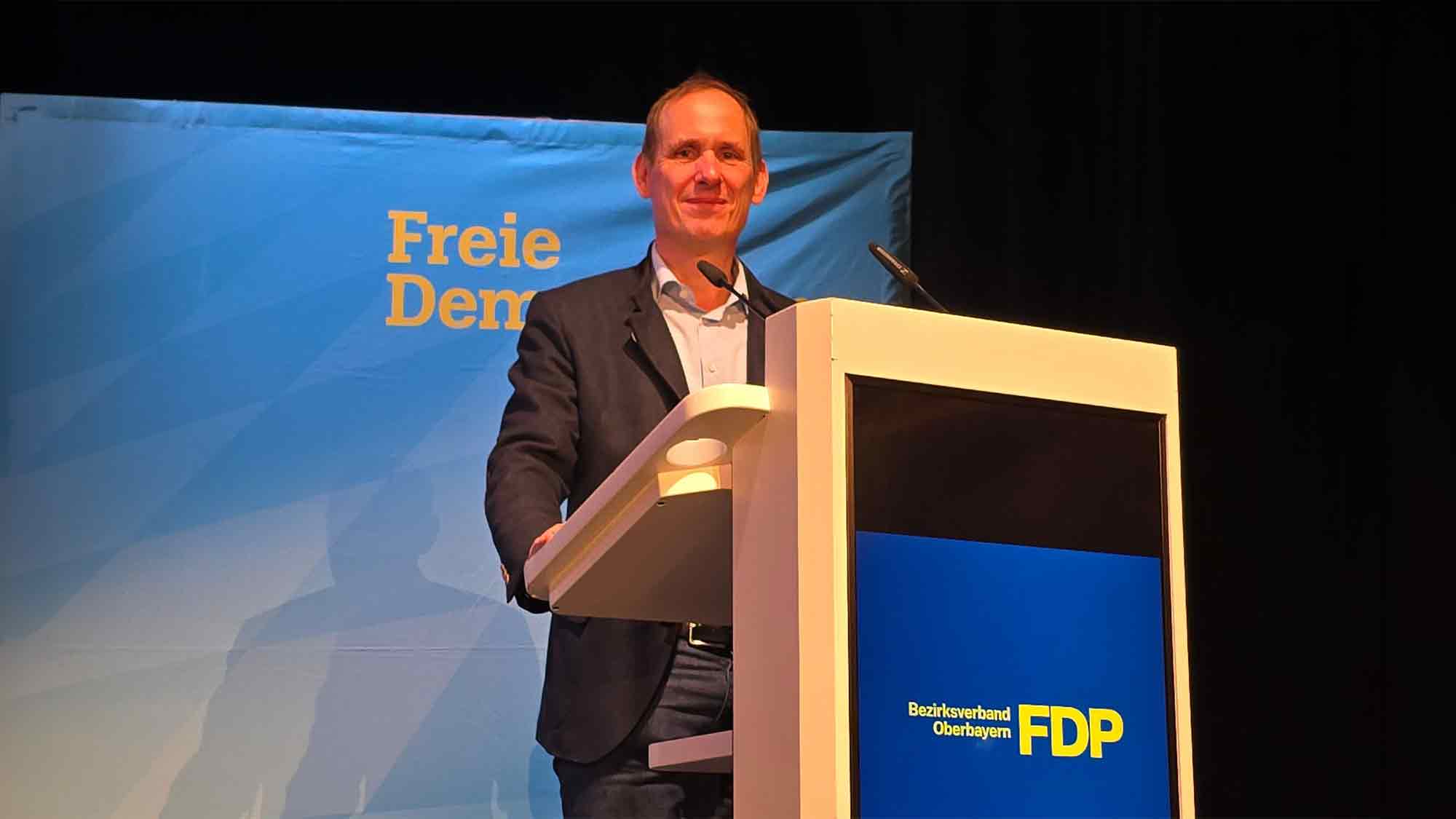 Kommunalpolitik ist das Fundament unserer Freiheit und Demokratie Kommunalpolitik ist das Fundament unserer Freiheit und Demokratie