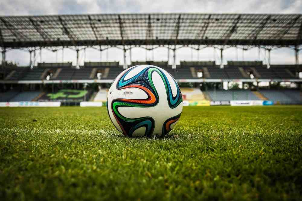 Der »Local Hero« in Gütersloh am 28. September 2021, Jens Dünnhölter, »Mr. Fußballfoto« in Gütsel