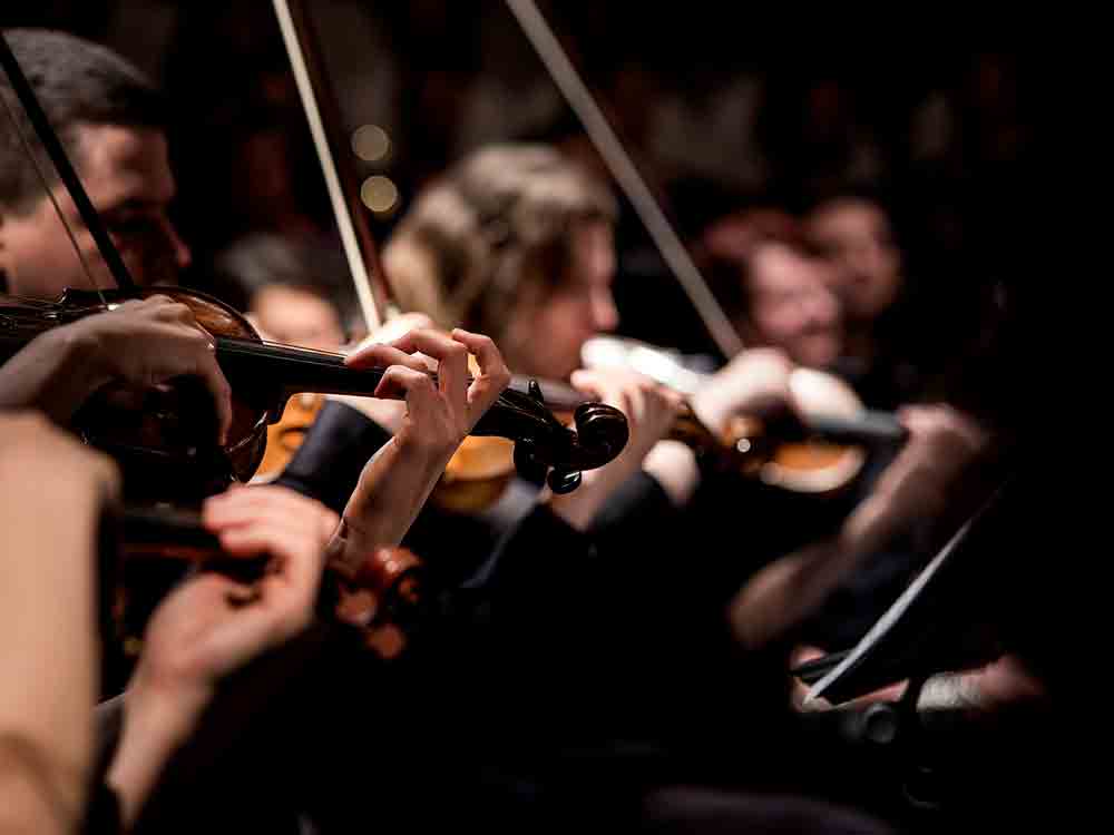 Budapest Festival Orchestra statt Sankt Petersburger Philharmoniker