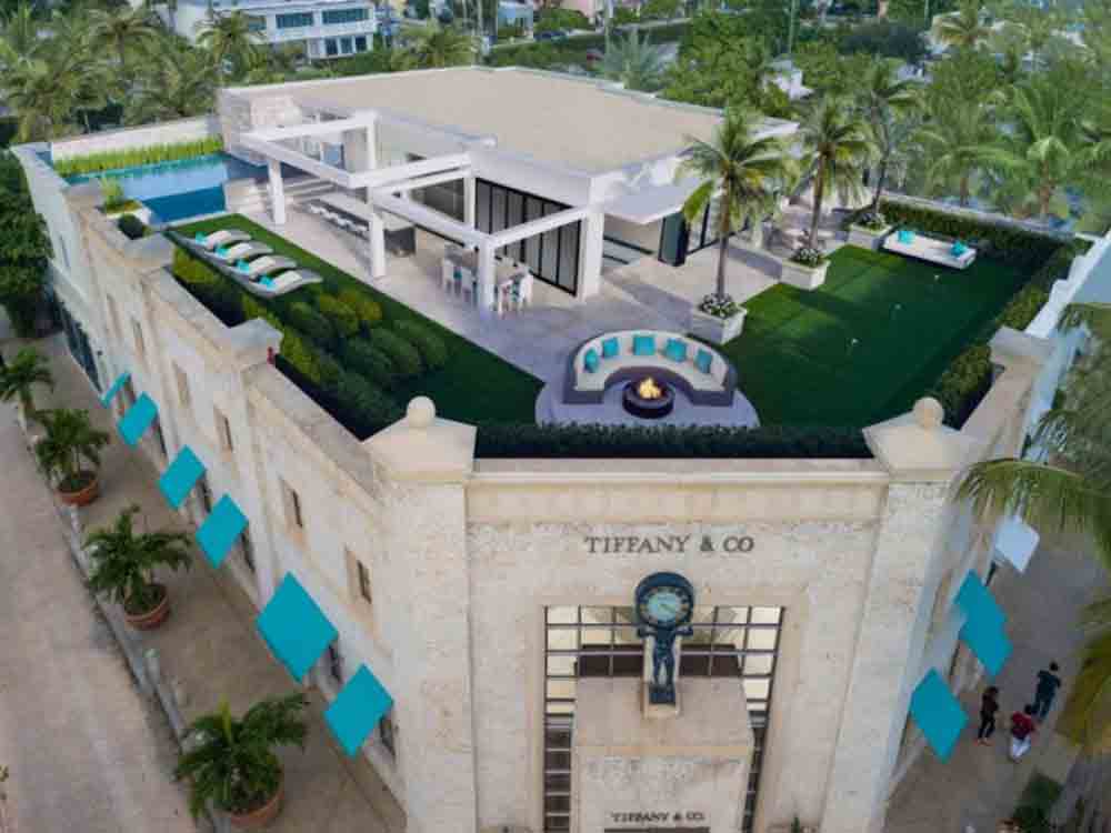 The unfinished penthouse at Tiffany in Palm Beach is going to auction