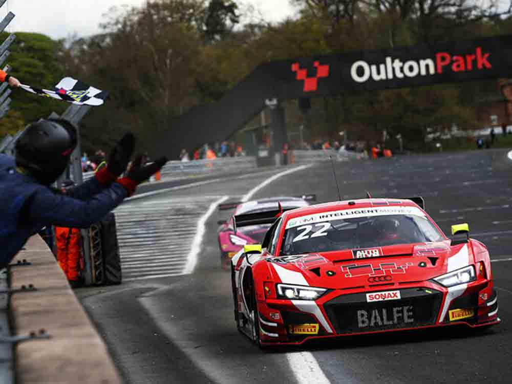 Gelungener Saisonstart von Audi Kundenteam Balfe Motorsport in Großbritannien, British GT 2022
