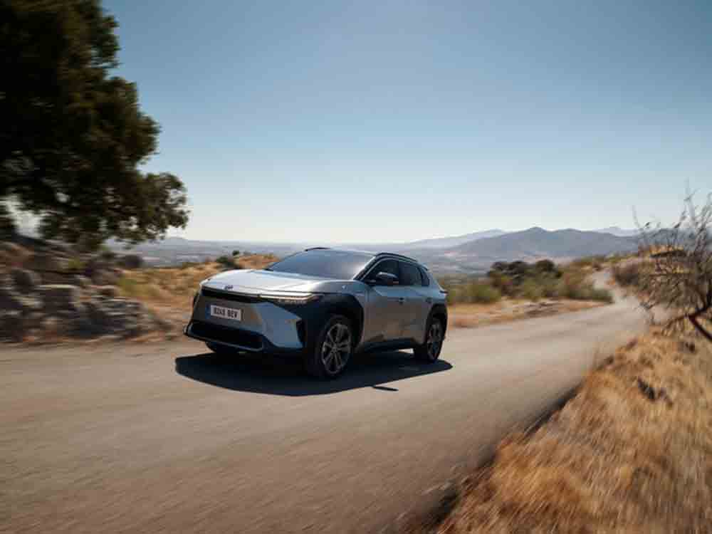 Autoscout24 Smyle verlost den neuen Toyota bZ4X inklusive Comfort Paket im Wert von mehr als 50.000 Euro Autoscout24 Smyle verlost den neuen Toyota bZ4X inklusive Comfort Paket im Wert von mehr als 50.000 Euro