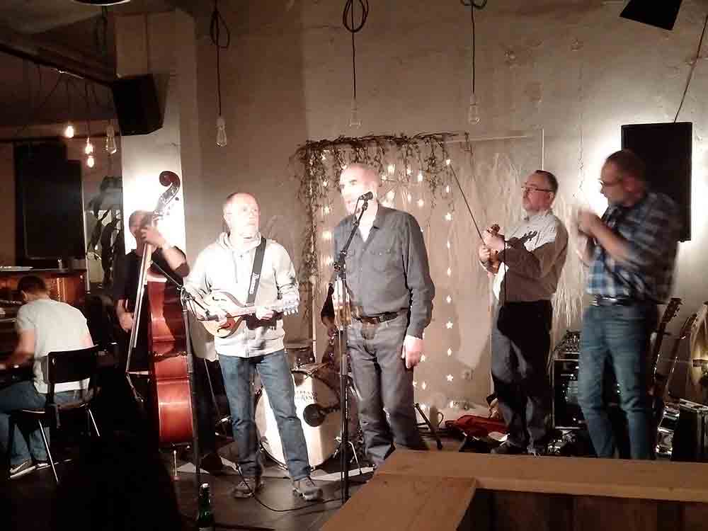 Gütersloh, Live on Stage, Aufruf an Blues Musiker, Weberei initiiert offenes Impro Format