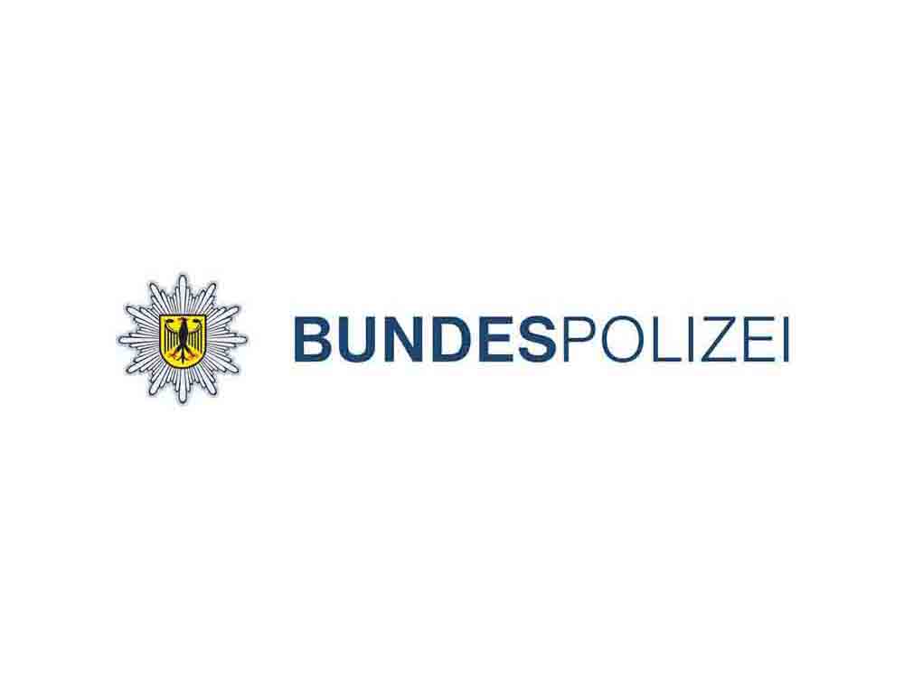 Bundespolizei NRW, erfolgreicher Einsatz gegen Schleuser, umfangreiches Beweismaterial sichergestellt