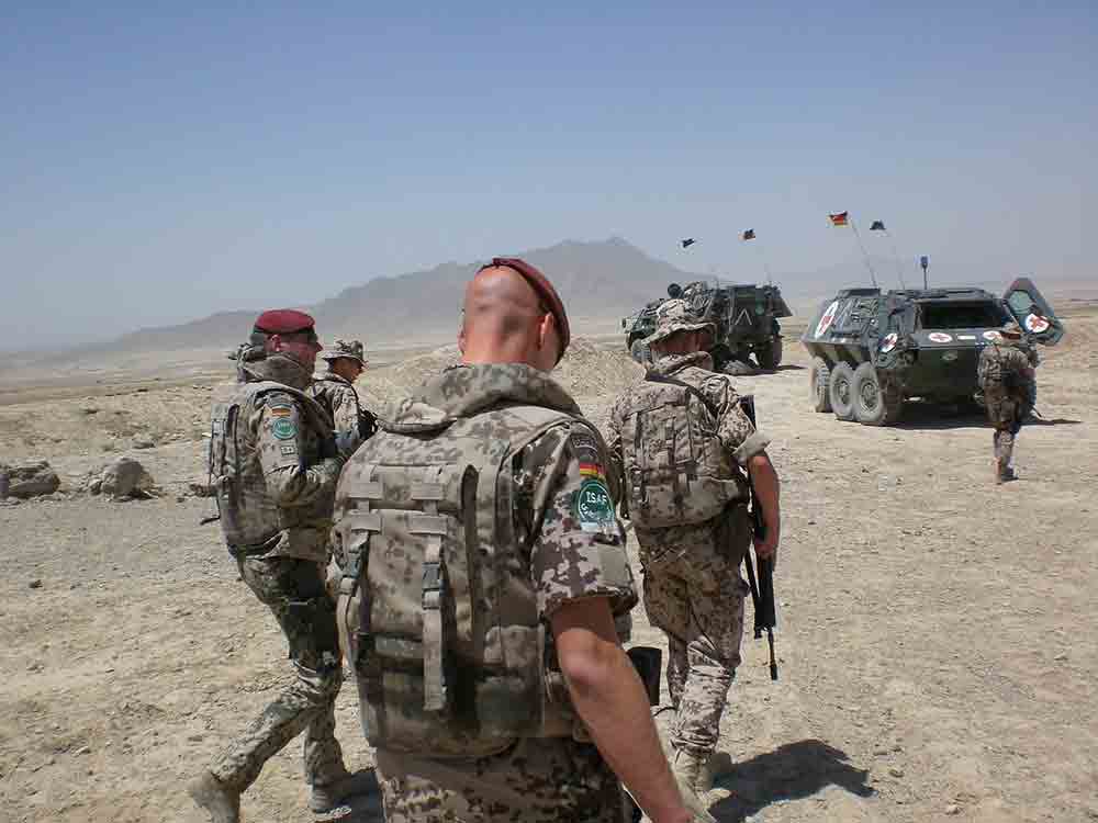 Kabel Eins startet 4 teilige Doku Reihe Unsere Bundeswehr: Missionen, Menschen, Emotionen ab 27. Oktober 2022 Kabel Eins startet 4 teilige Doku Reihe Unsere Bundeswehr: Missionen, Menschen, Emotionen ab 27. Oktober 2022