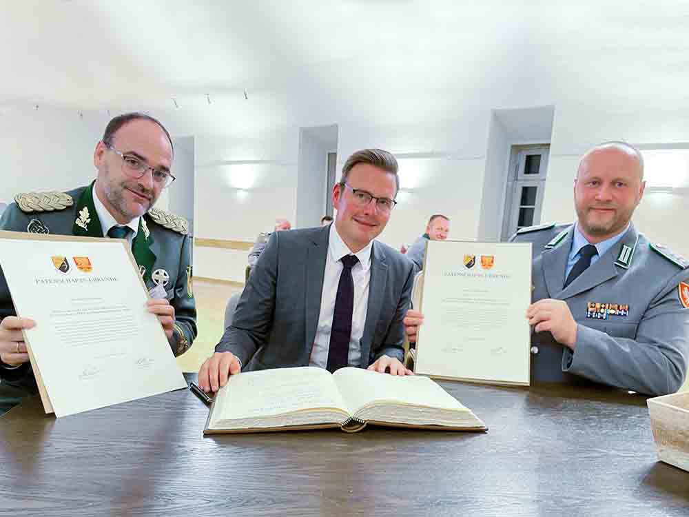 Rietberg, eine Patenschaft zum Anfassen, Betreuungsstelle der Westfalen Kaserne kooperiert mit Schützengilde Rietberg Rietberg, eine Patenschaft zum Anfassen, Betreuungsstelle der Westfalen Kaserne kooperiert mit Schützengilde Rietberg