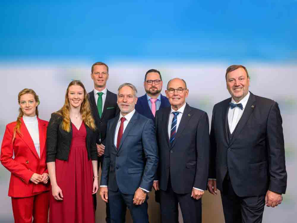 Kurs halten beim Klimaschutz und der Abkehr von fossilen Energieträgern, DBU verleiht Deutschen Umweltpreis 2022