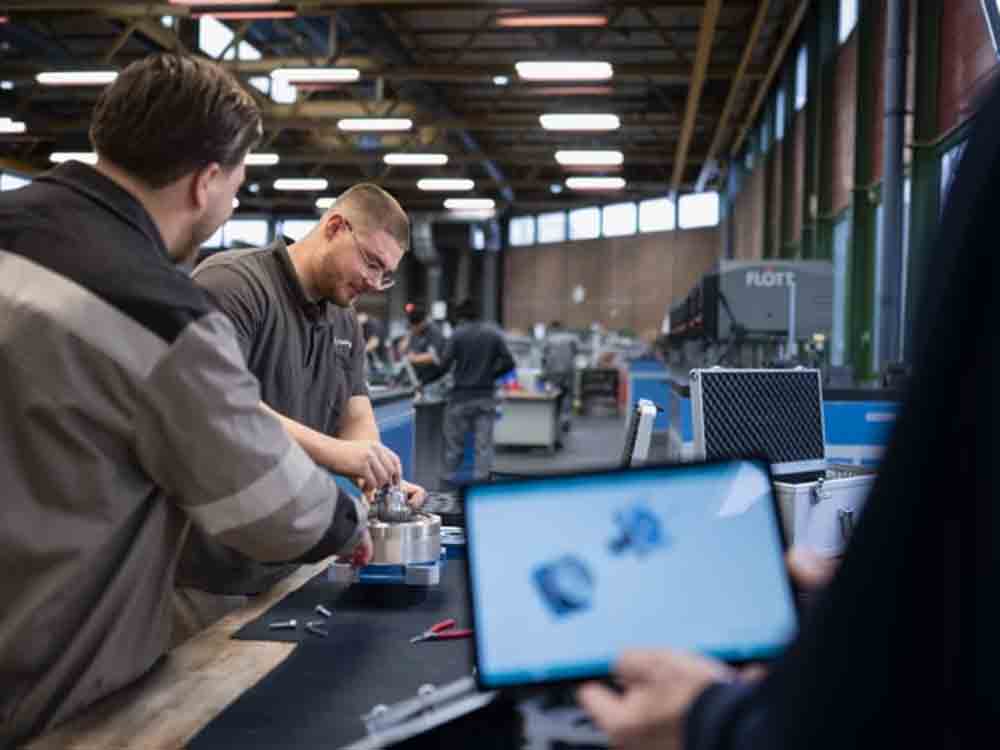 Jetzt beruflich durchstarten: Thyssenkrupp Steel Europe bietet 2023 mehr Ausbildungsplätze an und führt gemeinsam mit der IHK Niederrhein entwickelte »Zusatzqualifikation Wasserstoff« ein Jetzt beruflich durchstarten: Thyssenkrupp Steel Europe bietet 2023 mehr Ausbildungsplätze an und führt gemeinsam mit der IHK Niederrhein entwickelte »Zusatzqualifikation Wasserstoff« ein