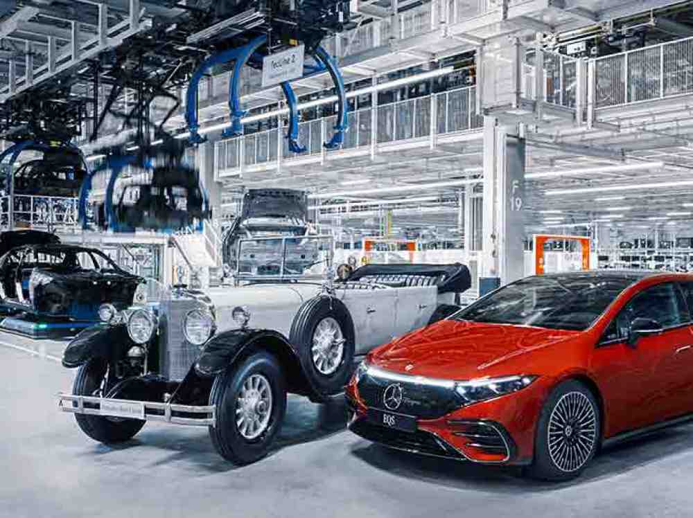 Sindelfingen feiert High End Fertigung mit 22 millionstem Mercedes Benz Fahrzeug