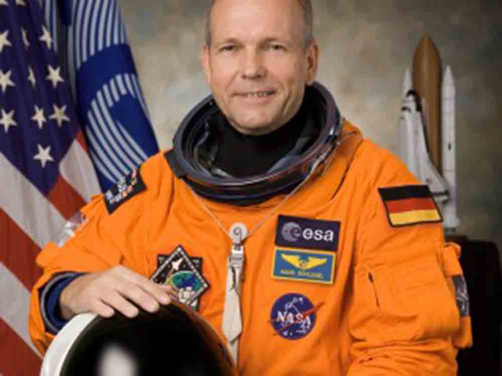 Bochumer Raumfahrtabend 2023 mit Astronaut Hans Schlegel, 6. Juli 2023