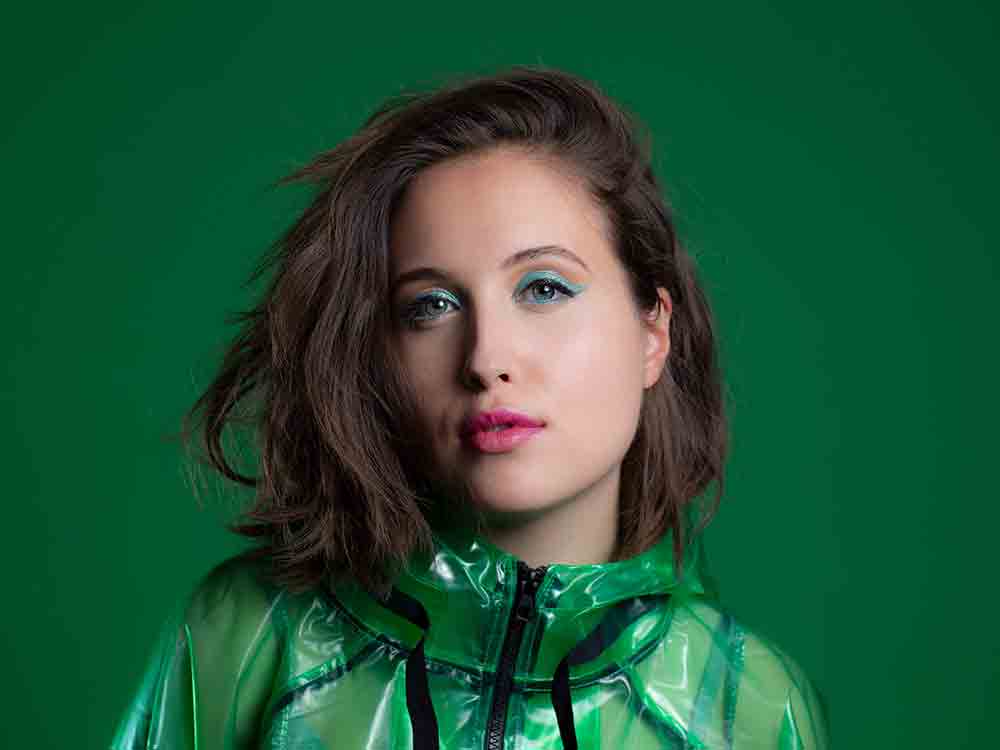 Bielefeld, Countdown für den Leineweber Markt, Alice Merton am 17. Mai 2023 auf dem Jahnplatz, Soul, Funk und mehr auf dem Alten Markt Bielefeld, Countdown für den Leineweber Markt, Alice Merton am 17. Mai 2023 auf dem Jahnplatz, Soul, Funk und mehr auf dem Alten Markt