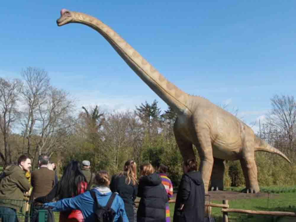Dinoworld begeistert im Tierpark Berlin, Comeback nach 66 Millionen Jahren, C Tour Berlin