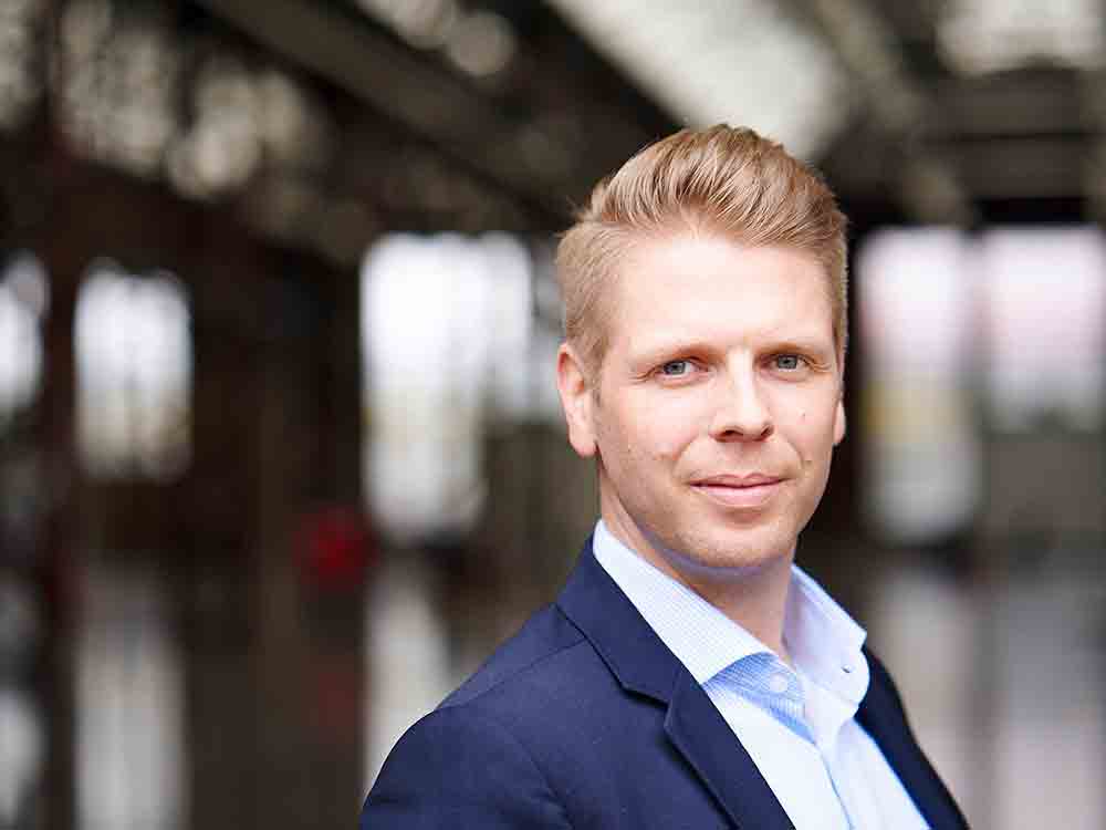 Düsseldorfer Unternehmen investiert in Work Life Balance, 180 Grad Gruppe beweist, dass 4 Tage Woche zum Standard werden sollte Düsseldorfer Unternehmen investiert in Work Life Balance, 180 Grad Gruppe beweist, dass 4 Tage Woche zum Standard werden sollte