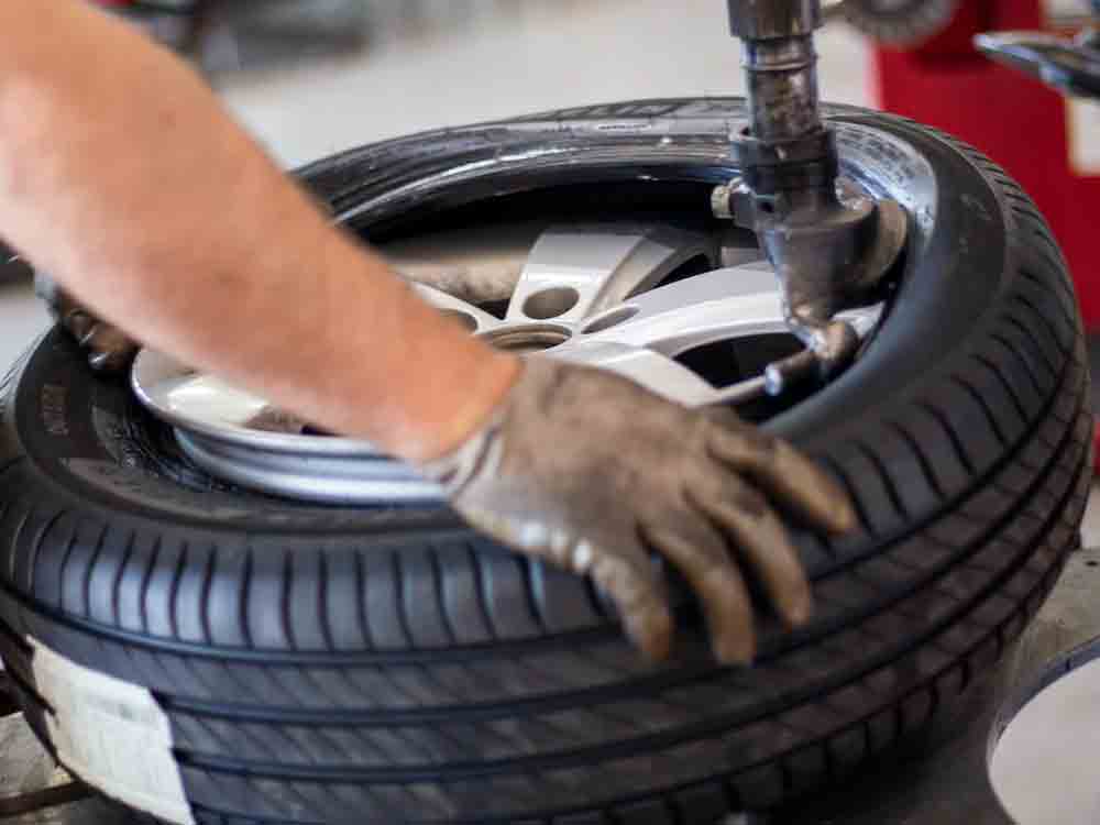 Continental Reifen, Urlaub mit dem Auto, regelmäßiger Reifencheck sorgt für mehr Sicherheit