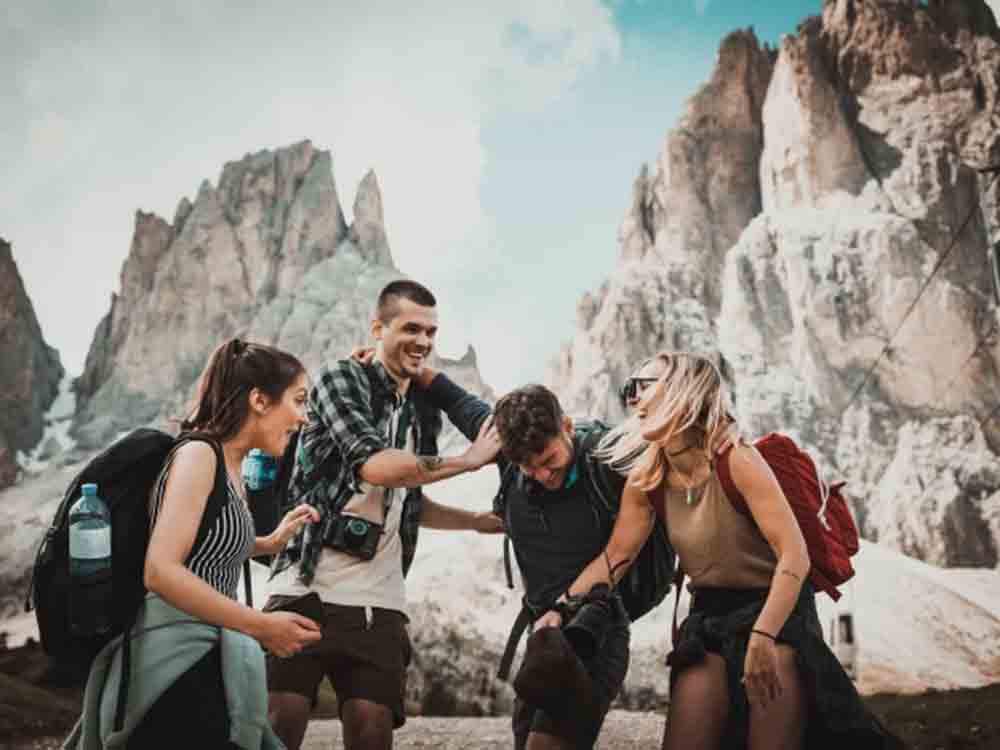 Wyldaway by Wikinger Reisen: Bergabenteuer neu gedacht: Mix aus Gipfelglück, Adrenalin, Entspannung Wyldaway by Wikinger Reisen: Bergabenteuer neu gedacht: Mix aus Gipfelglück, Adrenalin, Entspannung