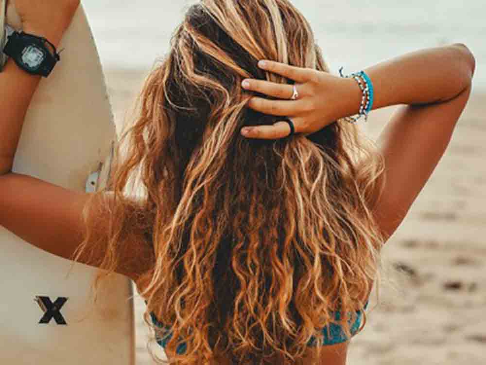 Was ist die richtige Haarpflege im Sommer? Worauf sollte man achten? Kann Arganöl dabei helfen?