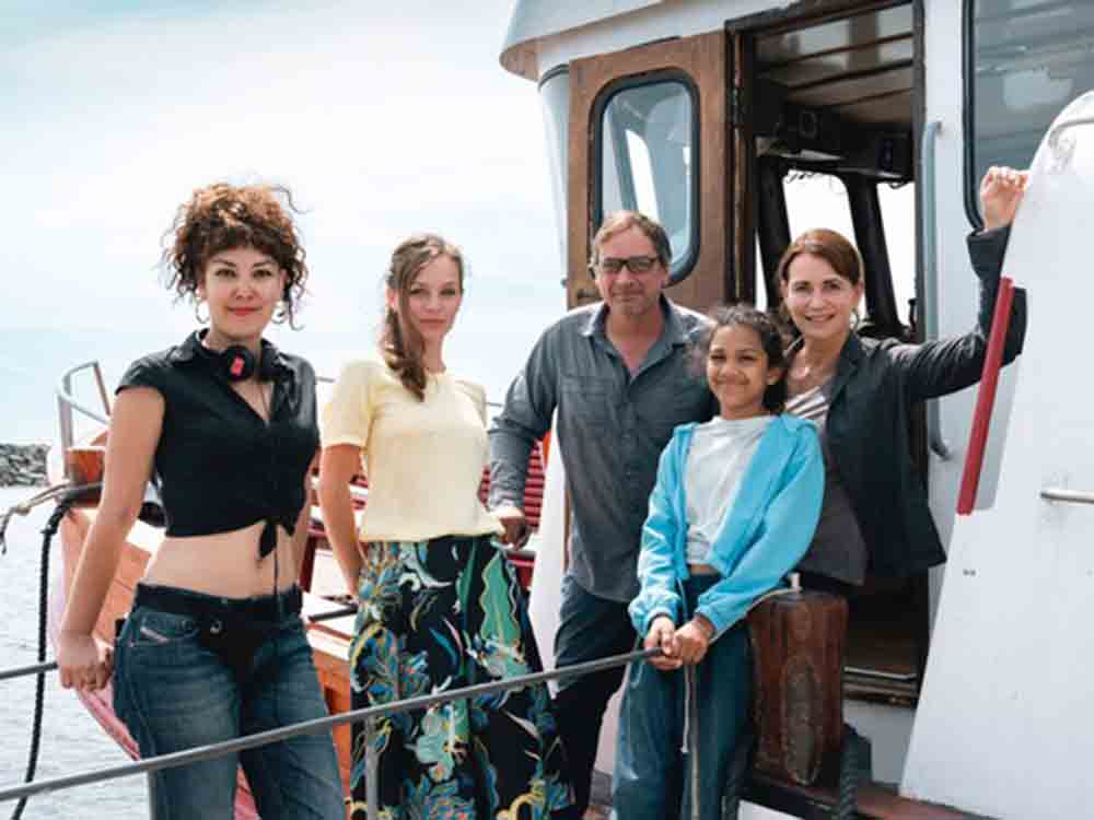 »Endlich Freitag im Ersten«: »Die Reise zu mir« (AT), Drehstart für ARD Degeto Film mit Anja Kling und Franziska Wulf »Endlich Freitag im Ersten«: »Die Reise zu mir« (AT), Drehstart für ARD Degeto Film mit Anja Kling und Franziska Wulf