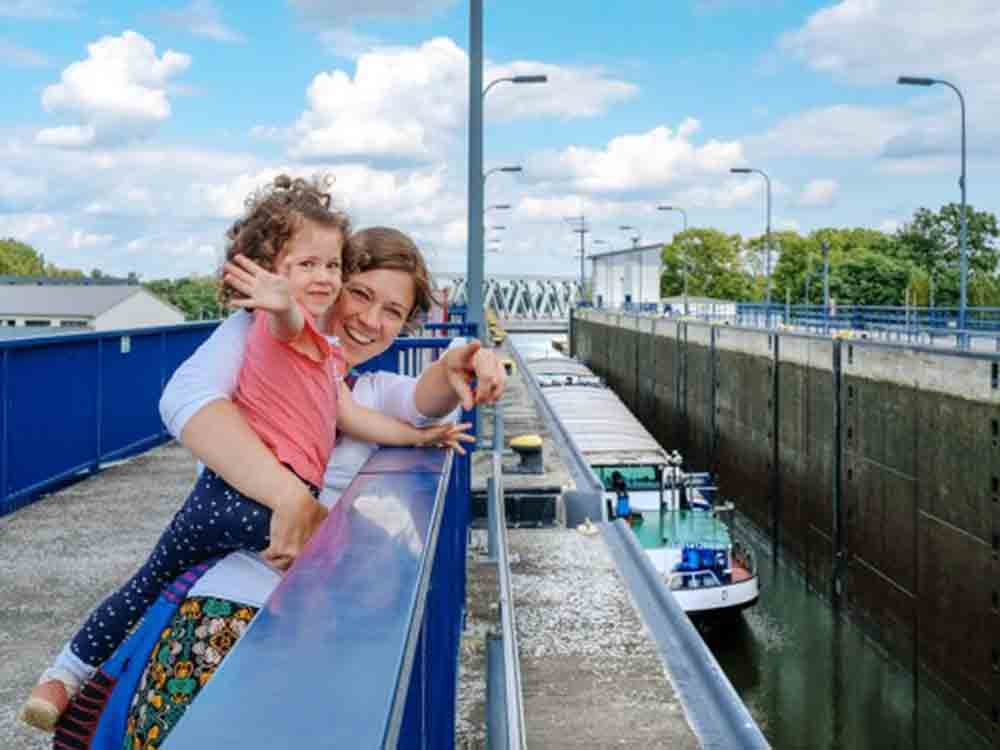 Wolfsburg: öffentliche Stadtführungen im August 2023: von Naturerlebnis bis hin zu Schleusentechnik Wolfsburg: öffentliche Stadtführungen im August 2023: von Naturerlebnis bis hin zu Schleusentechnik