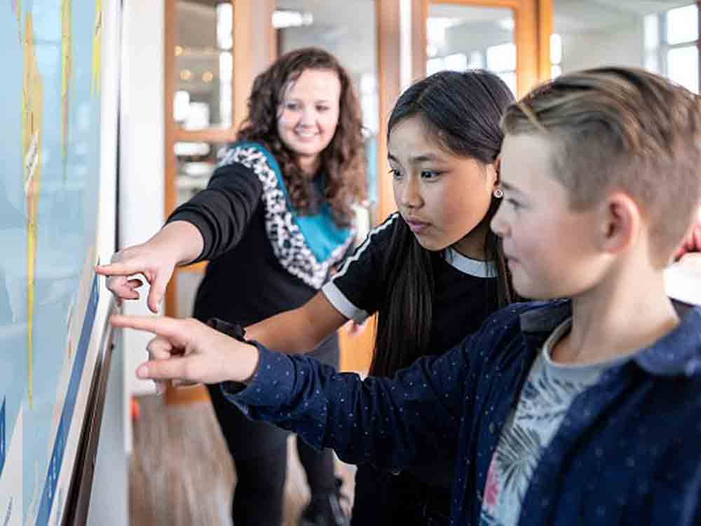 Niederländische Prowise liefert 15.000 digitale Bildschirme für deutsche Klassenzimmer