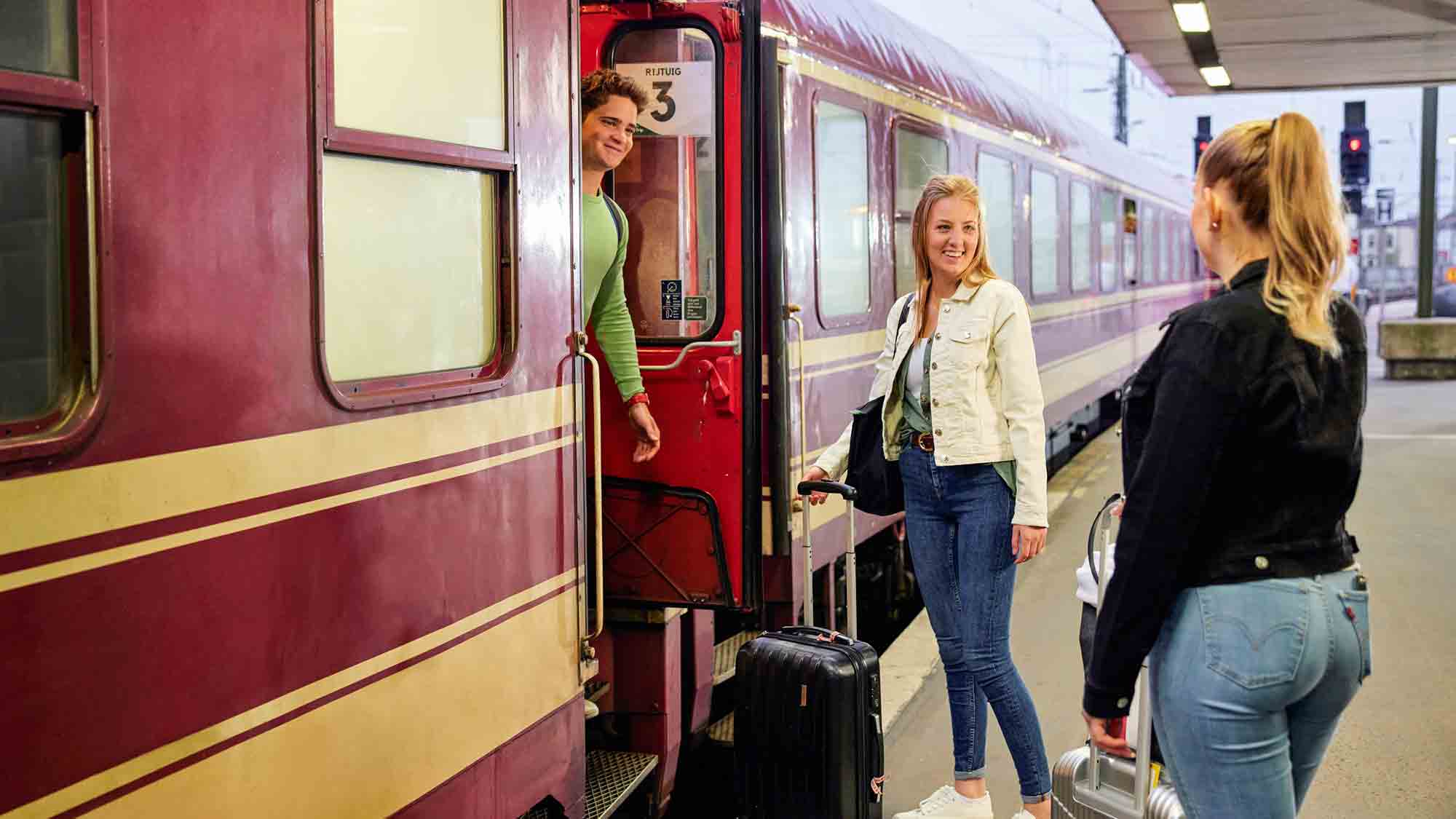 Nachhaltige Anreise zum Urlaubsziel: TUI plant deutlichen Ausbau von Bahnreisen