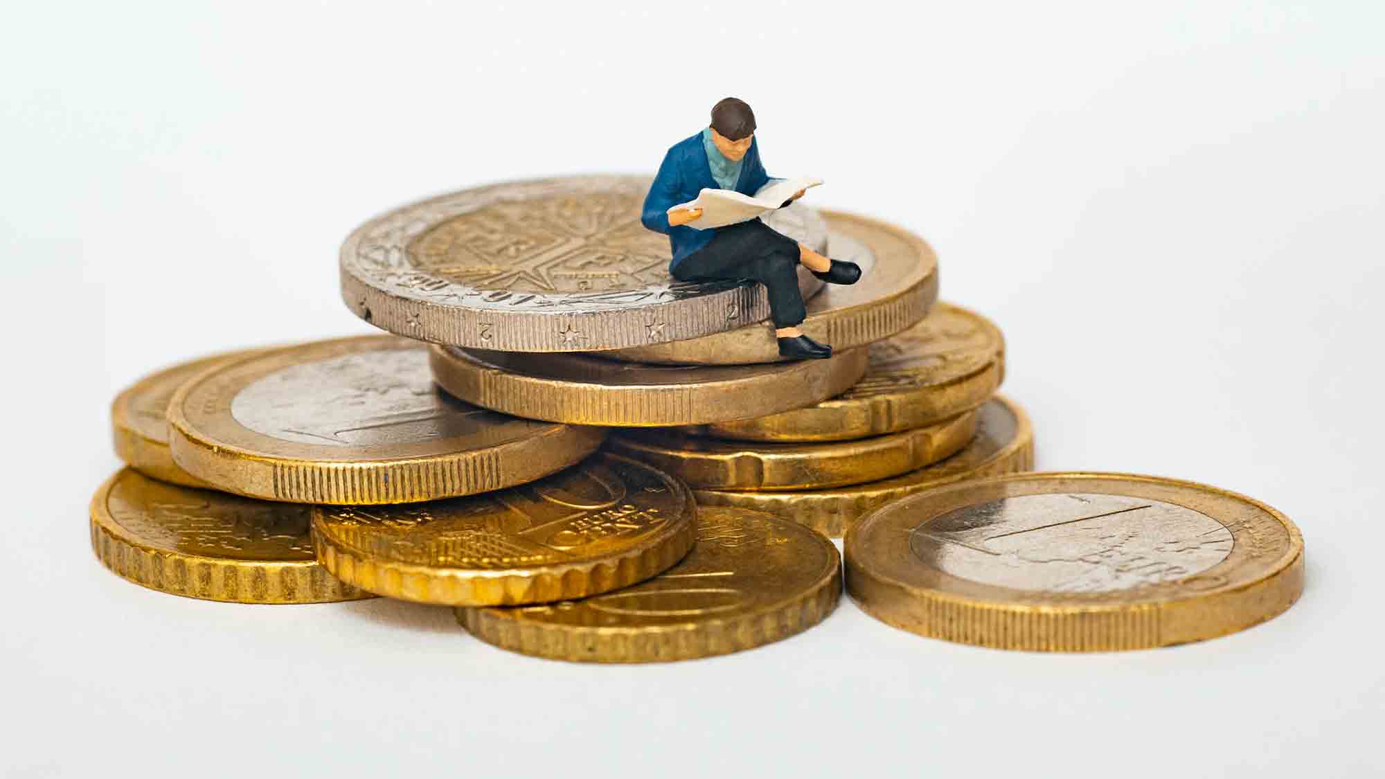 Bis zu 1.000 Euro draufzahlen: ERASMUS Förderung reicht in fast keinem EU Land für Lebenshaltungskosten