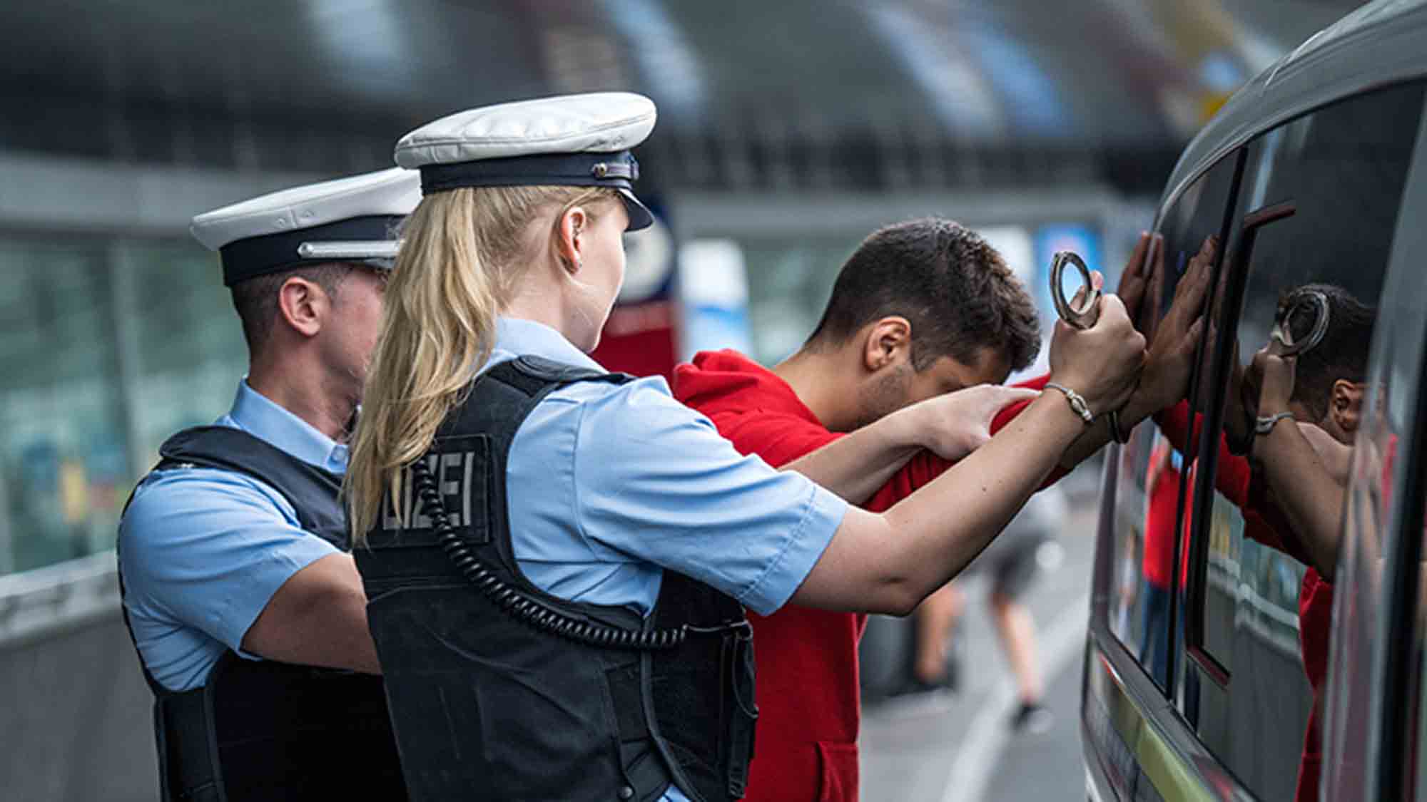 Bundespolizeiinspektion Erfurt, vom Bahnhof in den Strafvollzug
