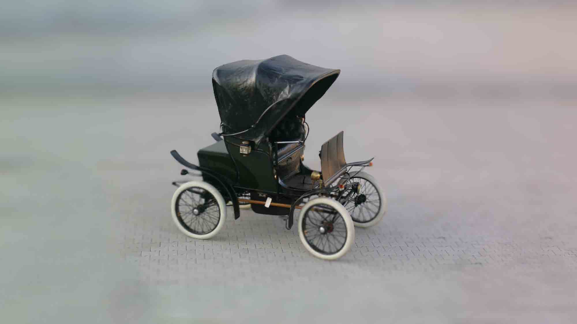 Schloß Holte Stukenbrock: Oldtimer Stadtwette auf dem Stadtfest, 120 Jahre altes Elektroauto nimmt teil, 10. September 2023 Schloß Holte Stukenbrock: Oldtimer Stadtwette auf dem Stadtfest, 120 Jahre altes Elektroauto nimmt teil, 10. September 2023