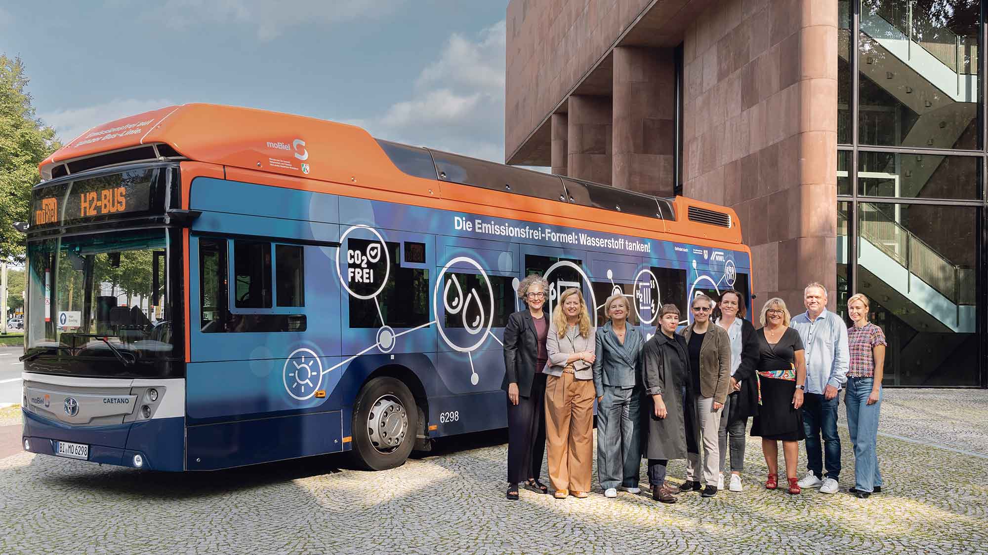 Per Bus Hopping Kunst in der Region erleben, »ArtMobi(e)l«, 10. bis 12. November 2023
