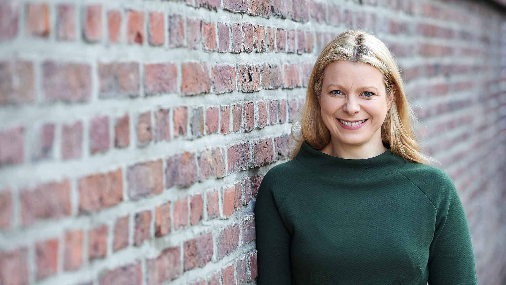 Stadtbibliothek Detmold: &raquo;Mascha Kalékos leuchtende Jahre&laquo;, Indra Maria Janos liest am 17. November 2023