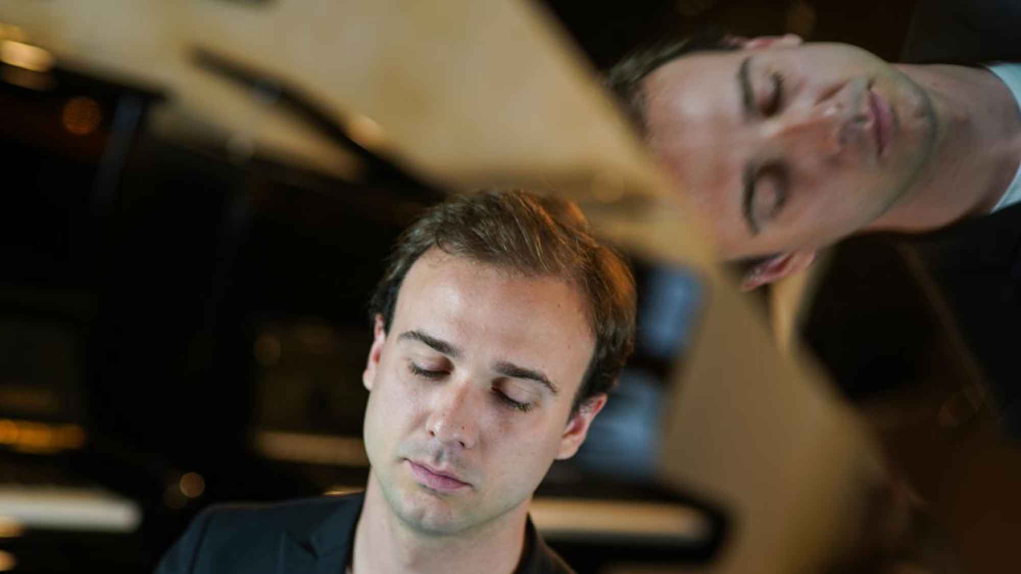 Thomas Leleu und Guillaume Vincent bringen am 25. November 2023 Tuba und Klavier in Lünen zum Klingen