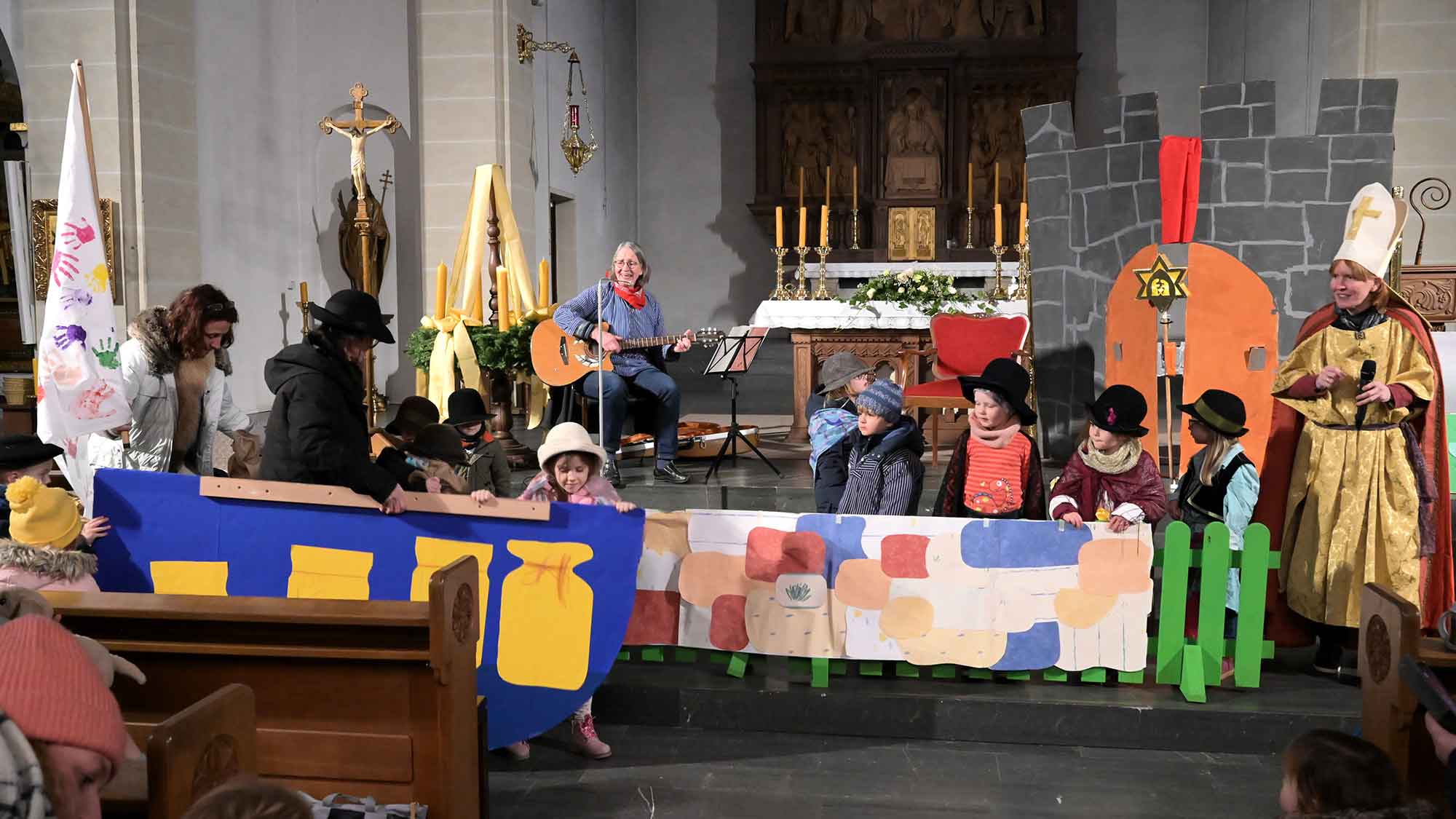Rheda Wiedenbrück: Sankt Clemens Kinder lernten die Heiligen im Kirchenjahr kennen Rheda Wiedenbrück: Sankt Clemens Kinder lernten die Heiligen im Kirchenjahr kennen