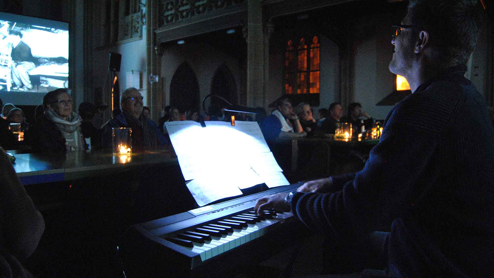 Vesperkirche Gütersloh: Nahrung für die Sinne, Kulturprogramm vom 28. Januar bis zum 4. Februar 2024 Vesperkirche Gütersloh: Nahrung für die Sinne, Kulturprogramm vom 28. Januar bis zum 4. Februar 2024