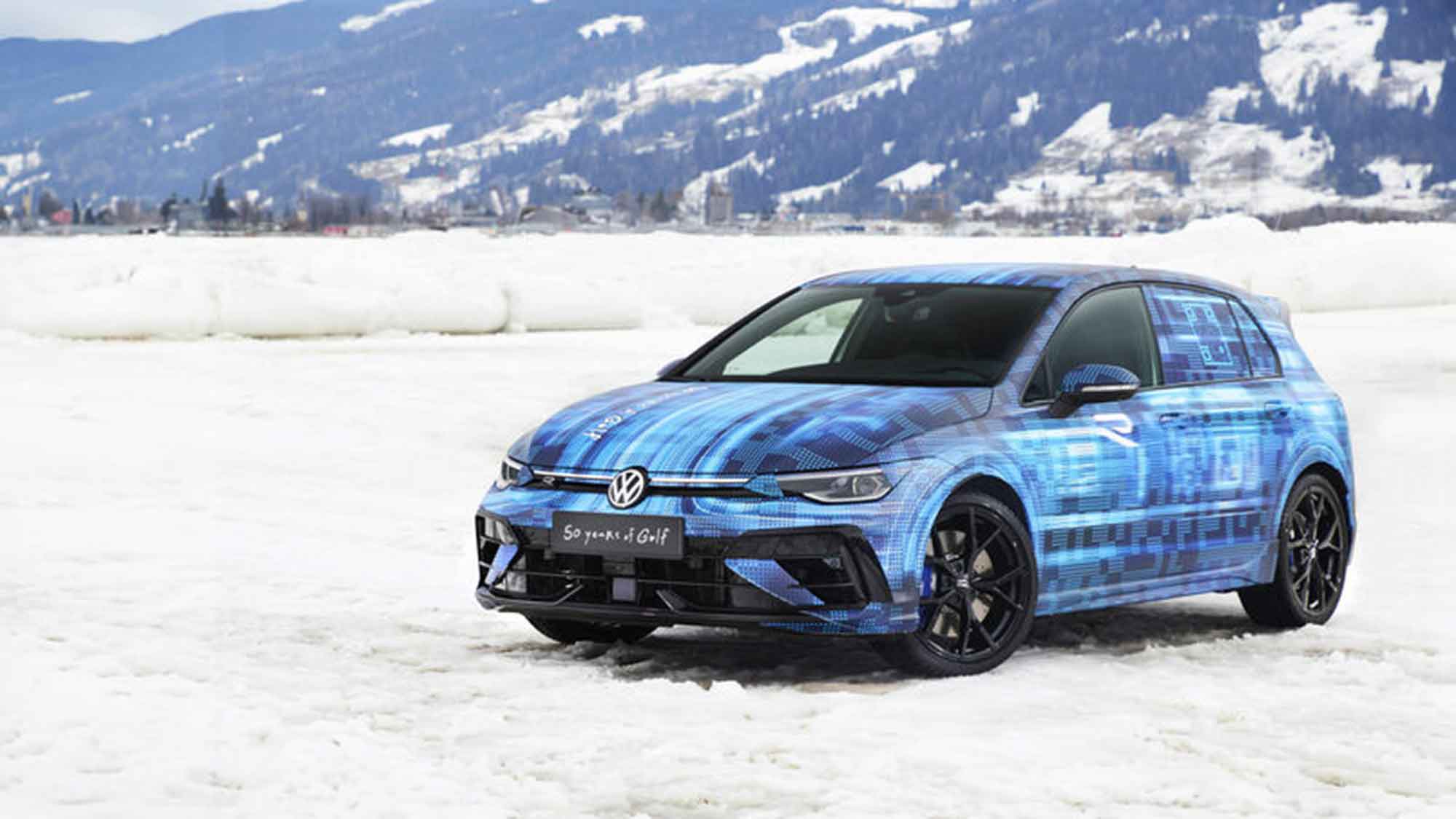  Ice Race in Zell am See: Volkswagen gibt Vorgeschmack auf neuen Golf R