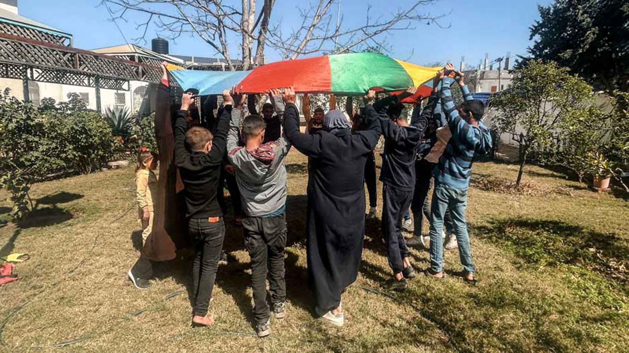 SOS Kinderdörfer weltweit, Hermann Gmeiner Fonds Deutschland: Krieg in Gaza – SOS- Kinderdorf Rafah nimmt 88 elternlose Kinder auf SOS Kinderdörfer weltweit, Hermann Gmeiner Fonds Deutschland: Krieg in Gaza – SOS- Kinderdorf Rafah nimmt 88 elternlose Kinder auf