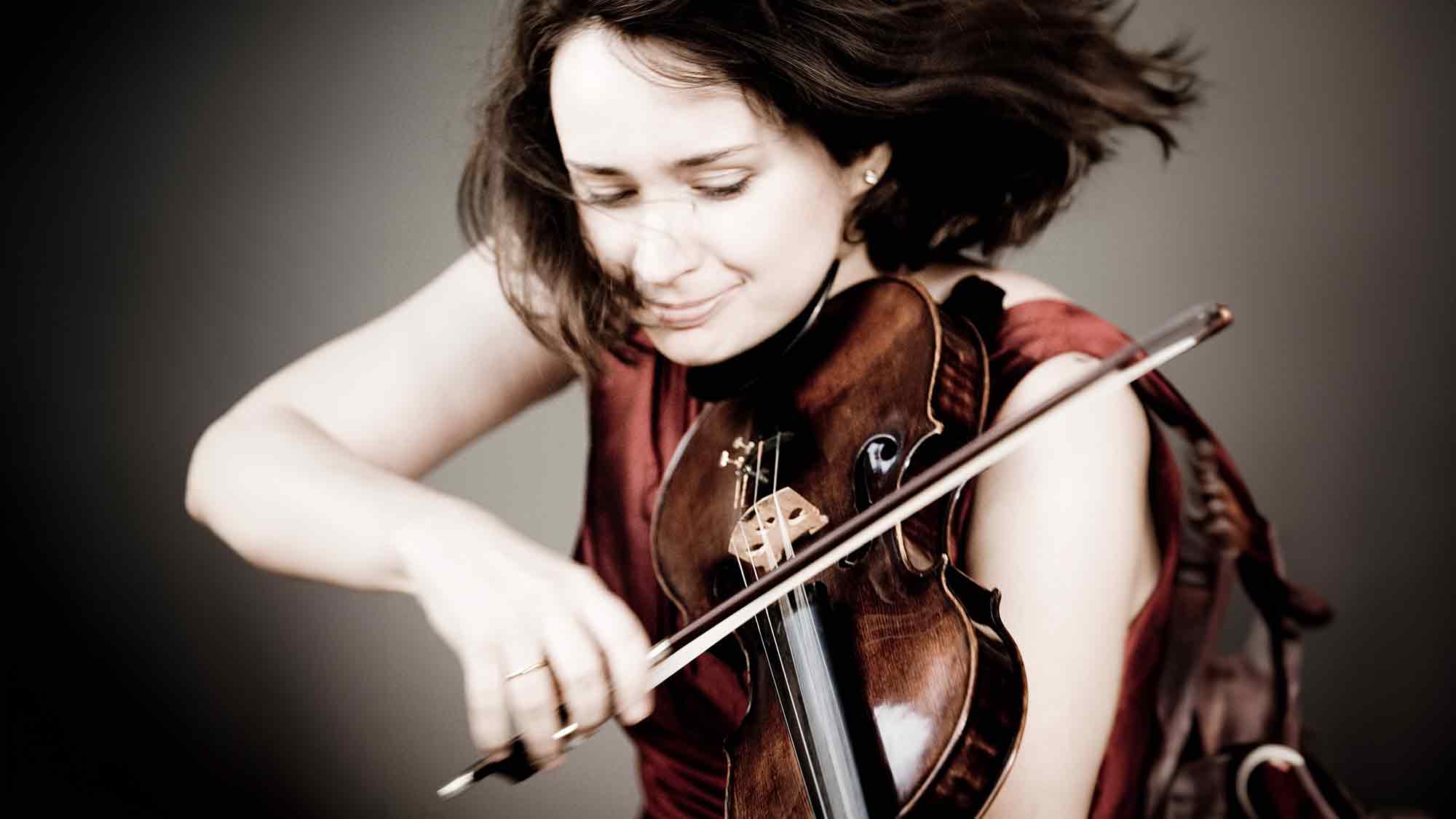 Theater und Philharmonie Essen: Patricia Kopatchinskaja spielt Schumanns Violinkonzert, 4. Mai 2024 Theater und Philharmonie Essen: Patricia Kopatchinskaja spielt Schumanns Violinkonzert, 4. Mai 2024