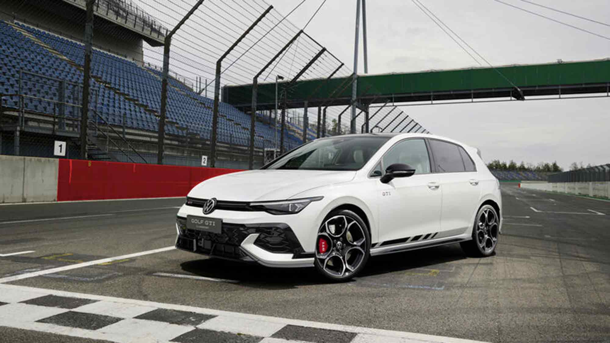 Der neue Golf GTI Clubsport feiert Weltpremiere beim 24 Stunden Rennen auf dem Nürburgring