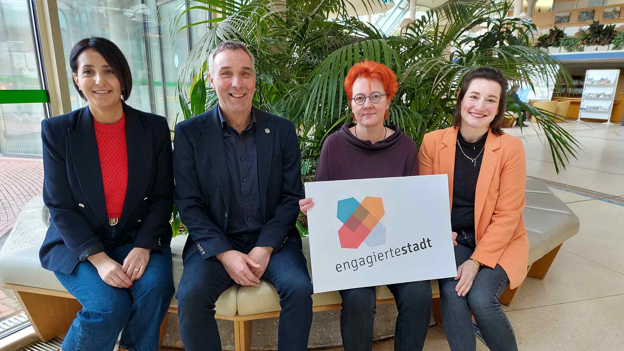 Bad Salzuflen ist »Engagierte Stadt«: gemeinsames Netzwerk zwischen Stadt, AWB und Stadtwerken Bad Salzuflen ist »Engagierte Stadt«: gemeinsames Netzwerk zwischen Stadt, AWB und Stadtwerken