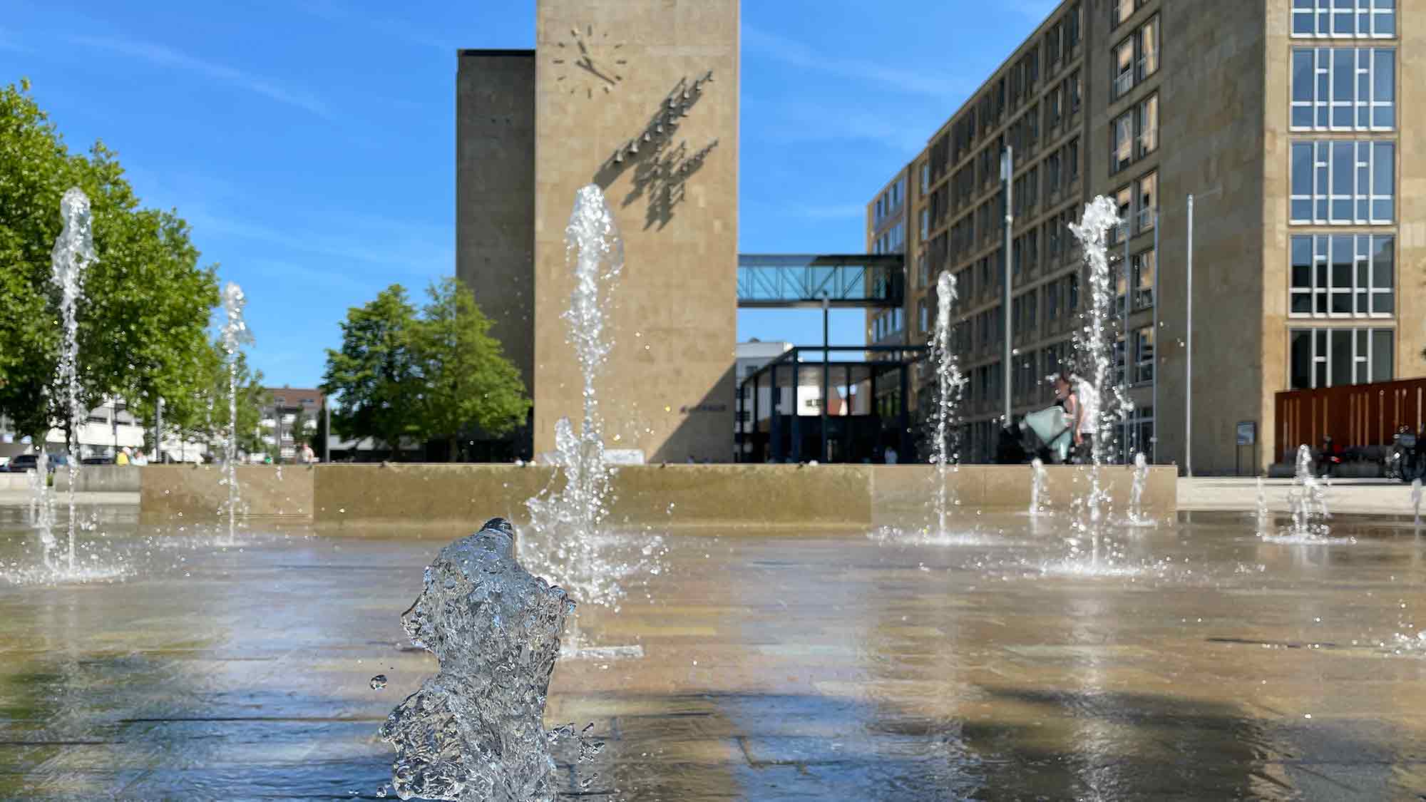 #Gütersloh: Gut auf heiße Tage vorbereitet – #Stadtverwaltung gibt Tipps zum #Hitzeschutz – persönlich, online und in #Stadtbussen