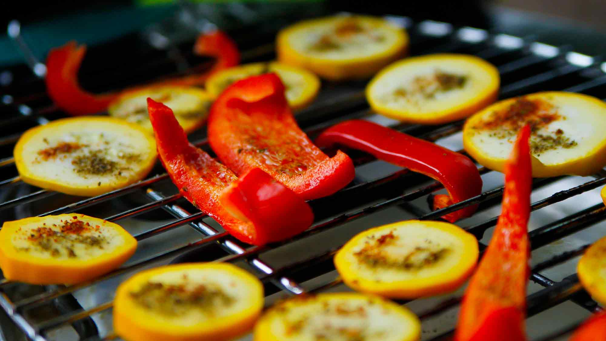 BUND Ökotipp: umweltfreundlicher Grillen ohne Holz aus Raubbau und Tropen BUND Ökotipp: umweltfreundlicher Grillen ohne Holz aus Raubbau und Tropen