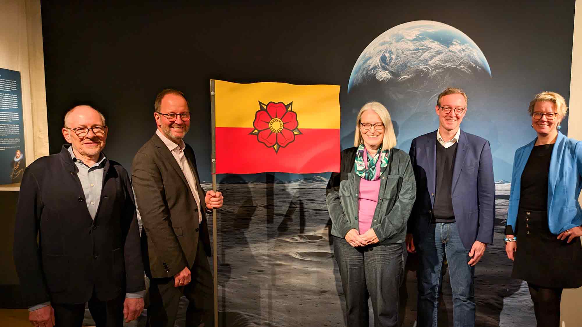 Weserrenaissance Museum Schloss Brake, Lemgo, Sonderausstellung &raquo;Alles außer irdisch. Sternstunden der Astronomie&laquo;, 10. November 2024 bis 25. Mai 2025