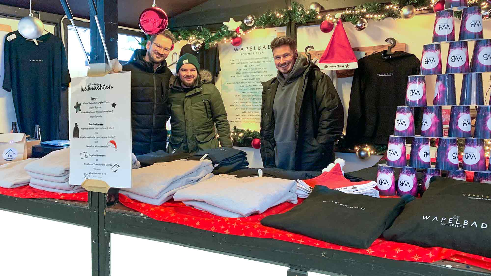 Vereine präsentieren sich in Wechselhütte auf dem Gütersloher Weihnachtsmarkt 2024 Vereine präsentieren sich in Wechselhütte auf dem Gütersloher Weihnachtsmarkt 2024