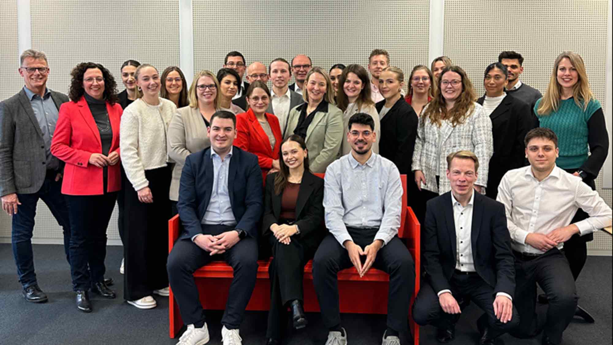 Erfolg und Engagement feiern: Empfang für unsere Fortbildungsabsolventen bei der Sparkasse Gütersloh Rietberg Versmold