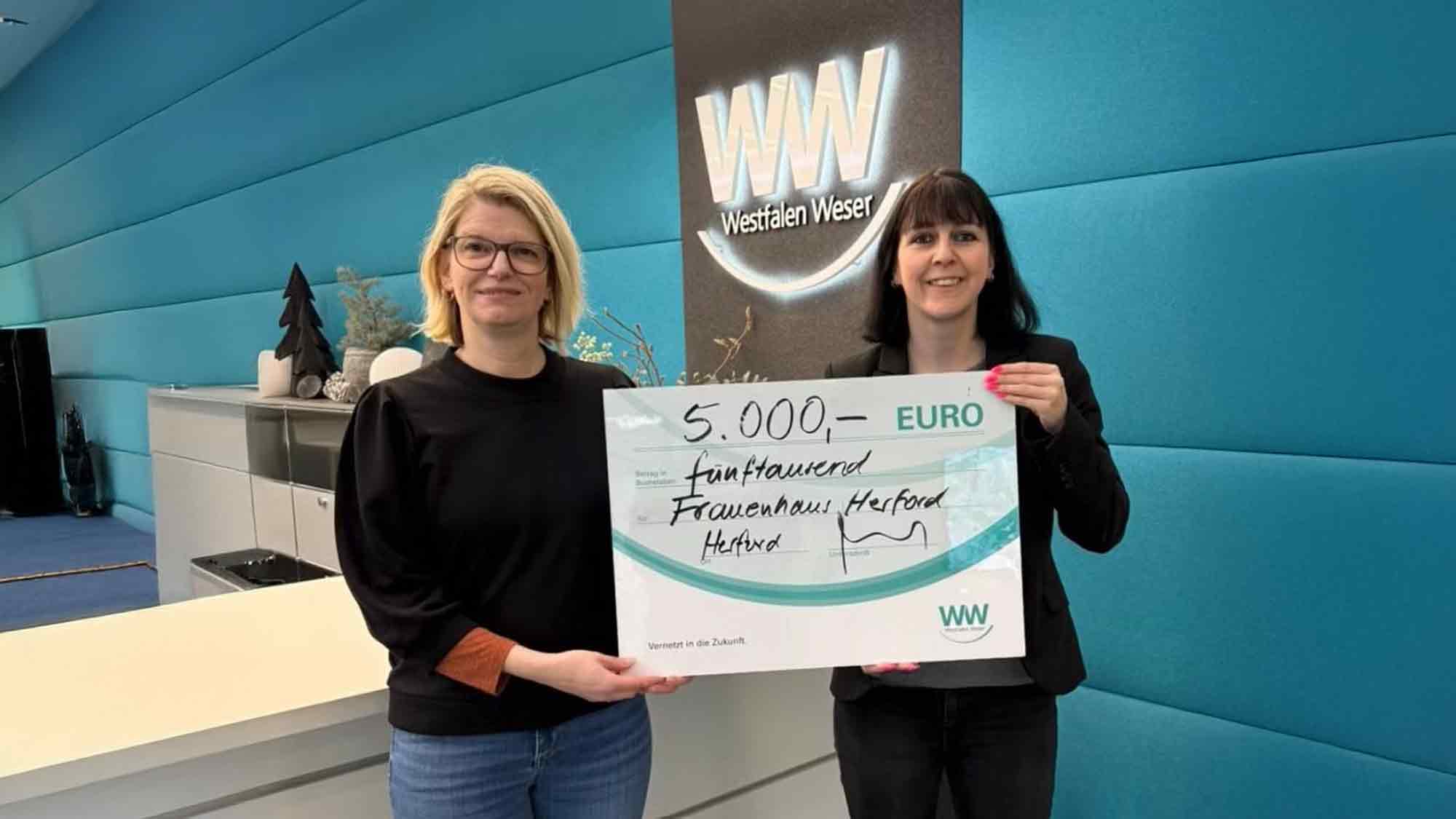 Westfalen Weser Netz unterstützt Frauenhaus Herford mit 5.000 Euro
